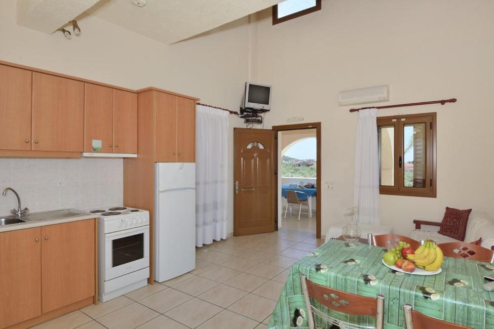 Markos Apartments 1 Stoúpa Extérieur photo